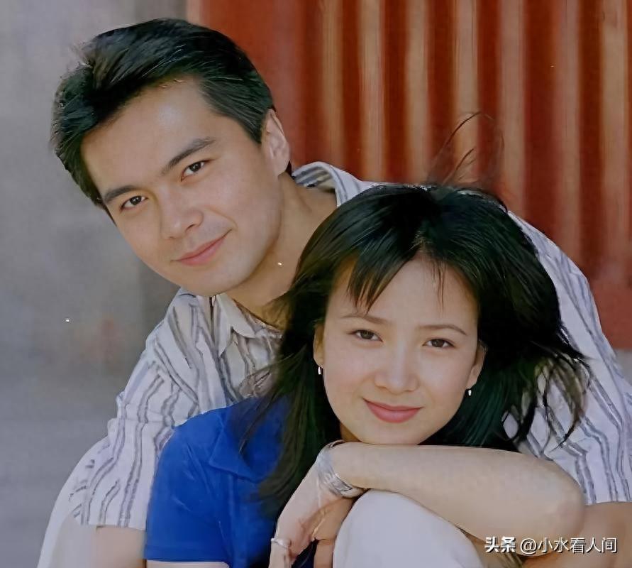 开云在线-何晴去世30天，许亚军终于发声，连续两次“示爱”，才知他多体面